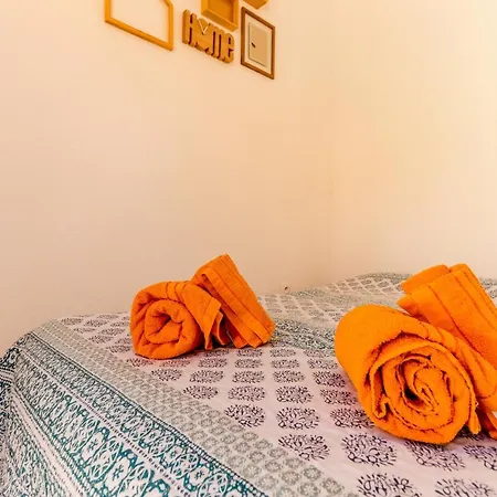 Charming 2-bed In Appartement